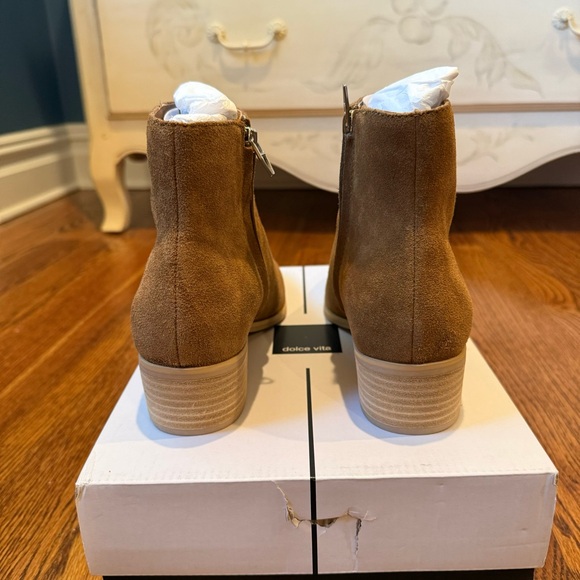 Dolce Vita Avie Suede Bootie - Picture 6 of 6